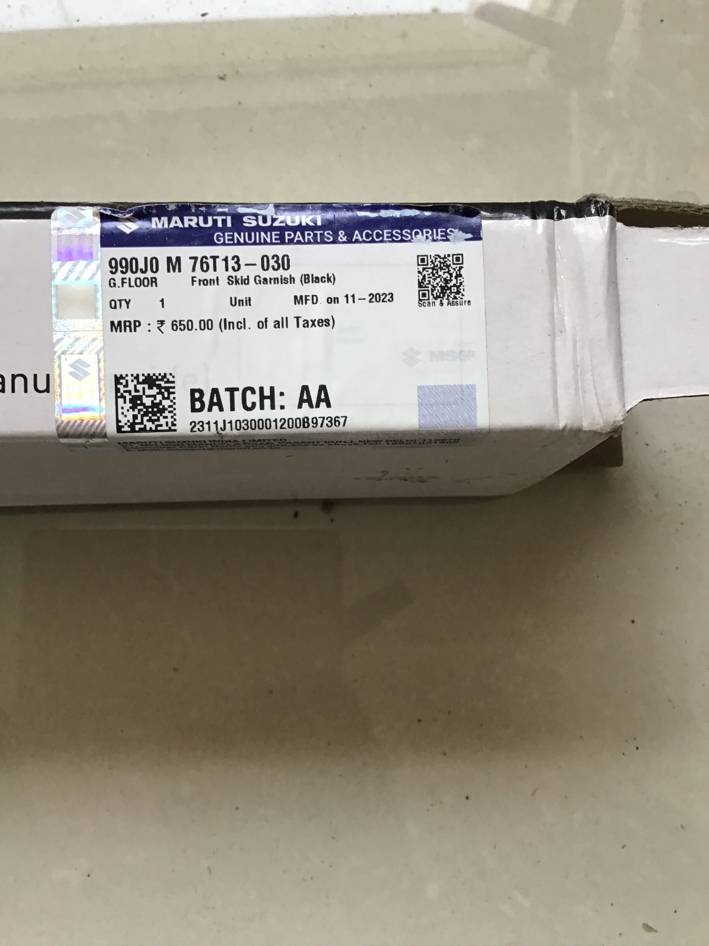 SUZUKI FRONT SKID GARNISH BLACK