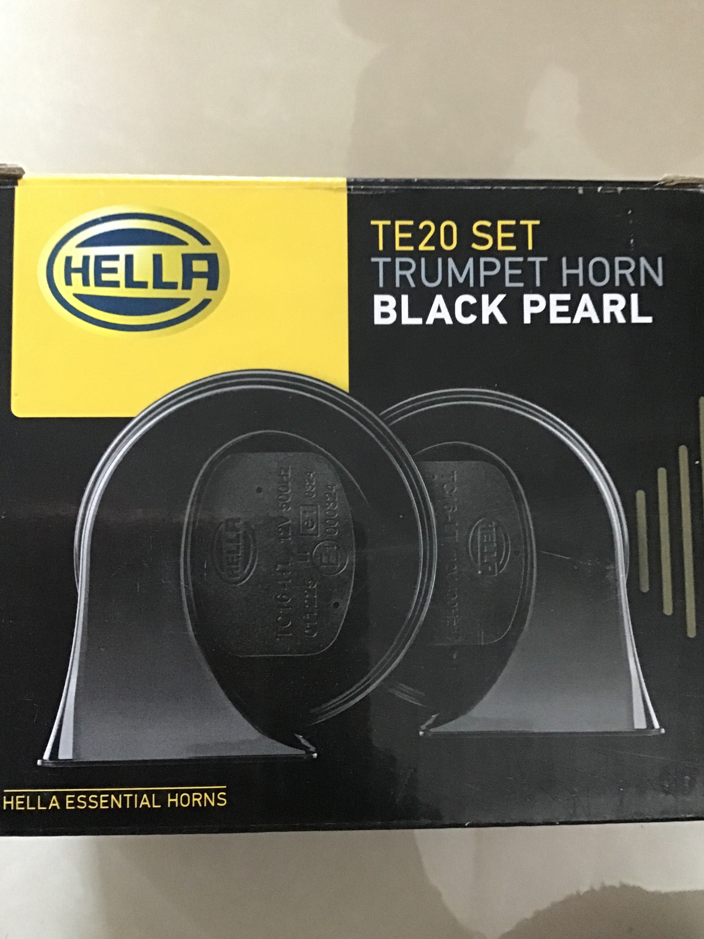 HELLA TE30 SET TRUMPETBLACK PEARL CROME HORN