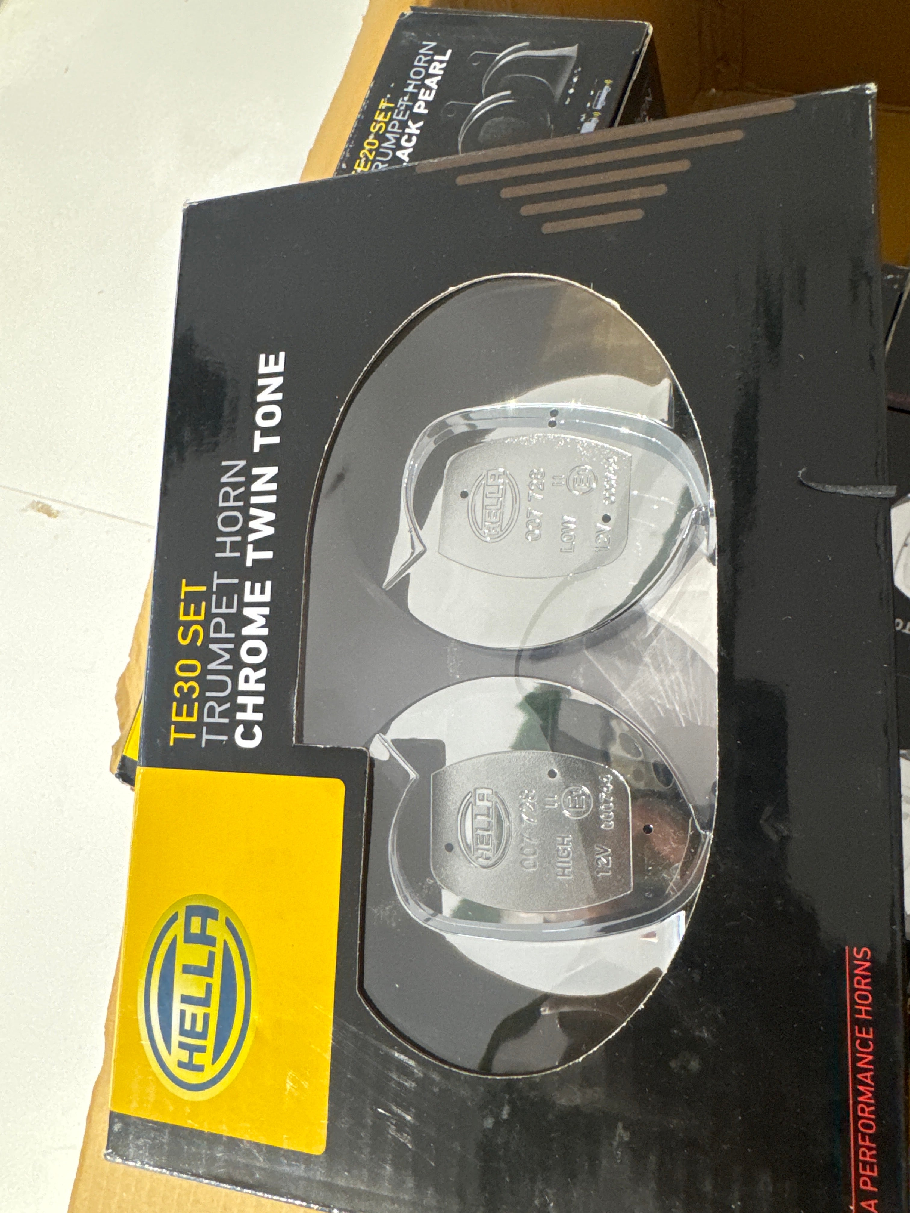 HELLA TE30 TRUMPET HORN CHROME TWIN TONE